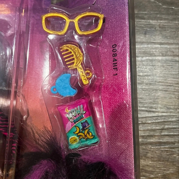 Monster High Clawdeen Wolf Fashion Doll New In Box - Picture 7 of 10